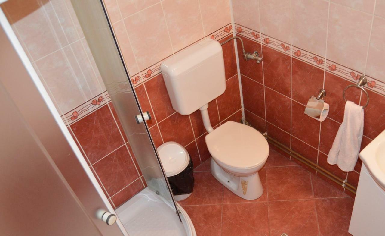 Casa Piatra Craiului Hotel Zărneşti Bagian luar foto