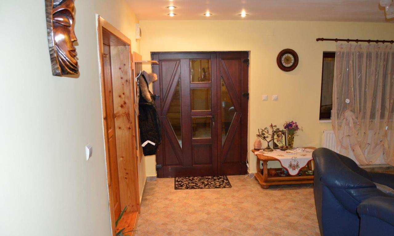 Casa Piatra Craiului Hotel Zărneşti Bagian luar foto