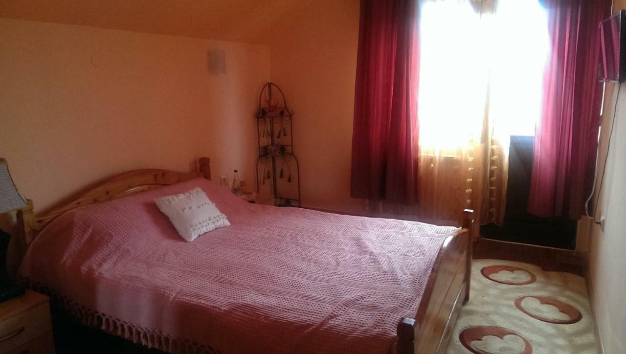Casa Piatra Craiului Hotel Zărneşti Bagian luar foto