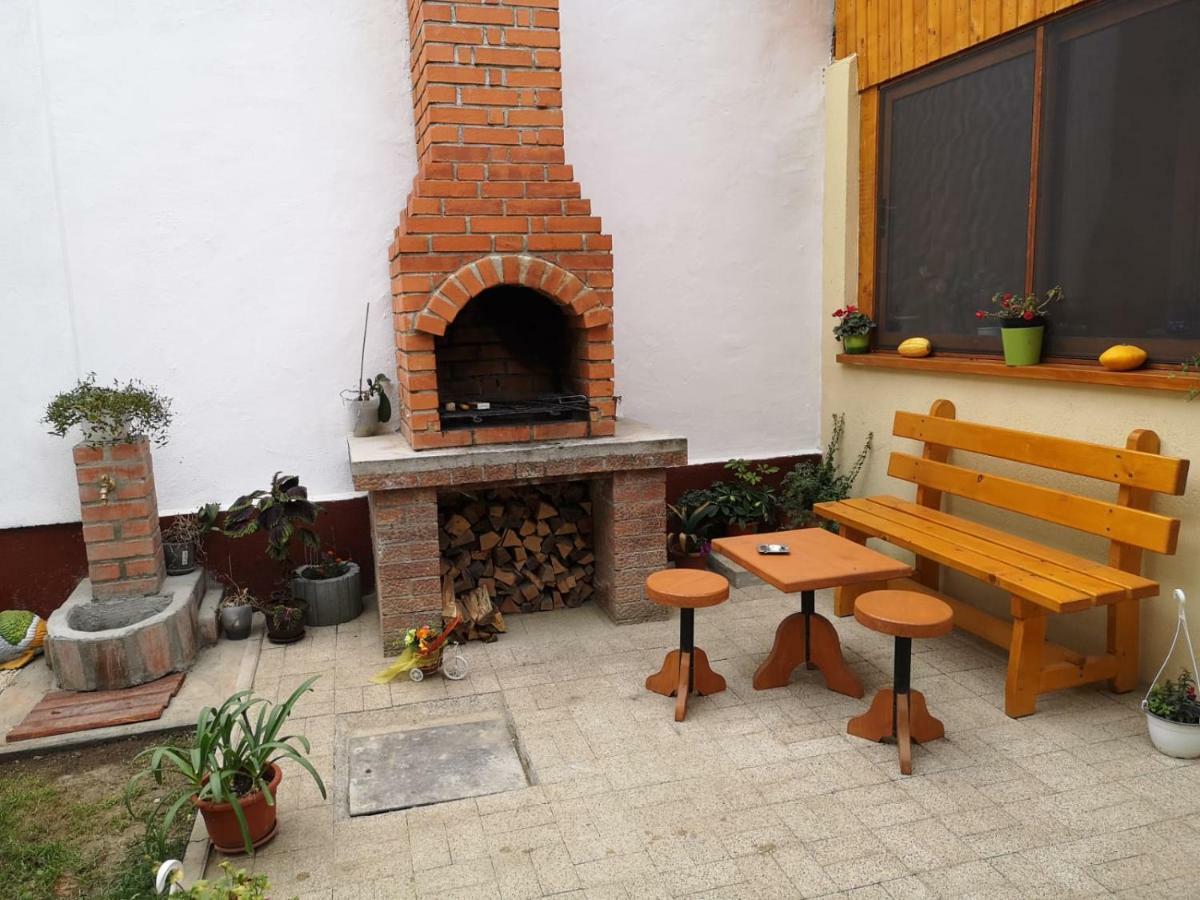 Casa Piatra Craiului Hotel Zărneşti Bagian luar foto
